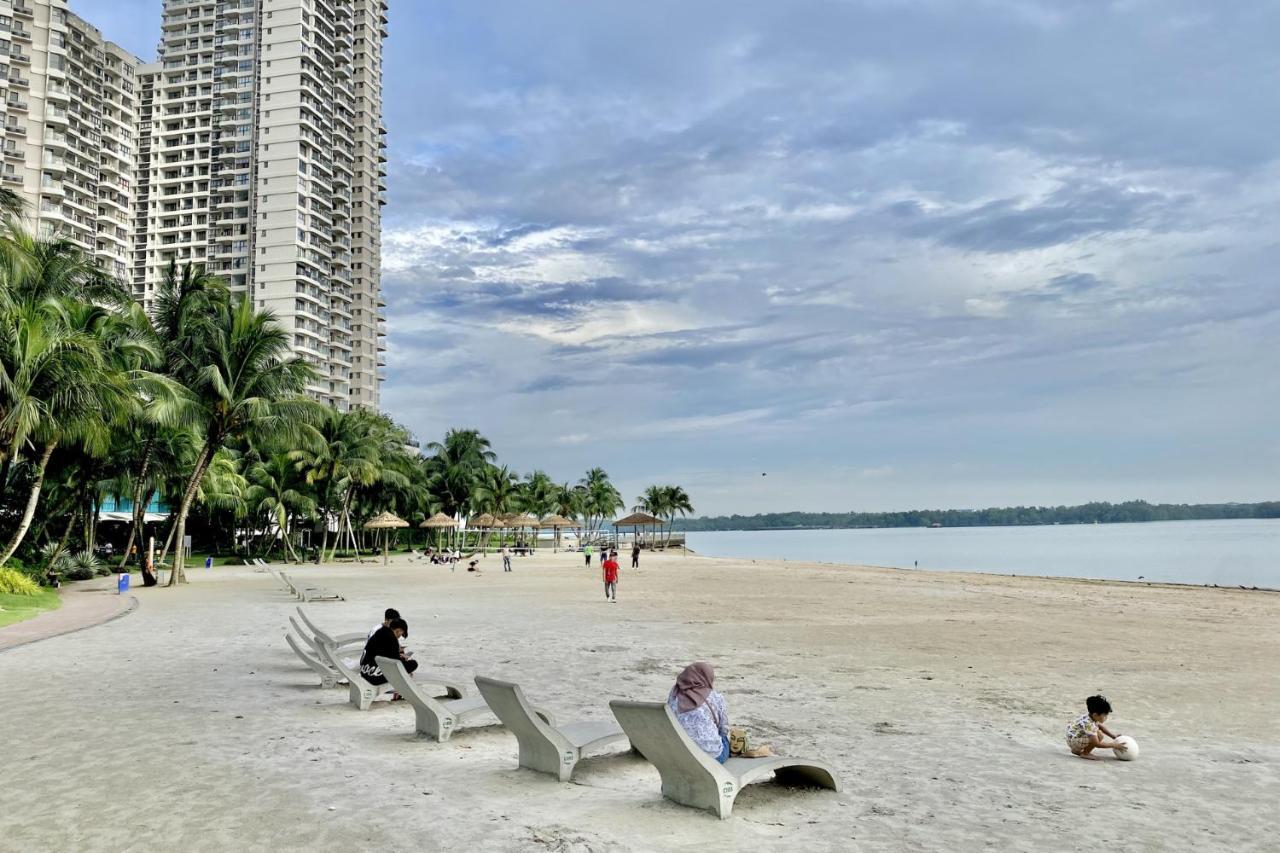 Apartemen Danga Bay - 2br Timber Lounge - Dryer - Netflix