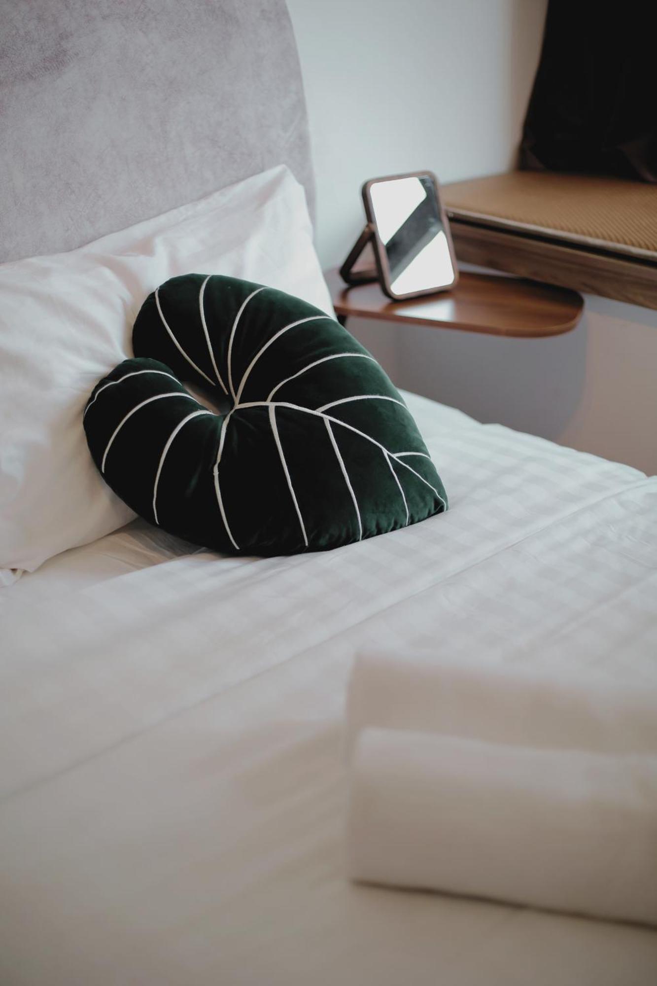 Apartemen Danga Bay - 2br Timber Lounge - Dryer - Netflix